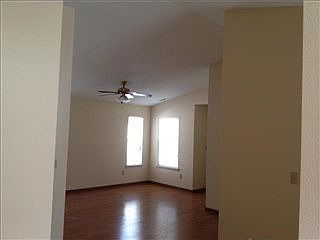 4th image of 4335 Autumn Crest Ct