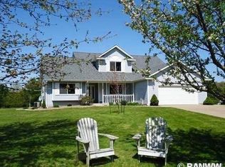 2090 E Cedar Rd, Eau Claire, WI 54701