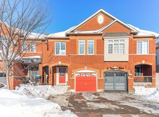 11 Traymore St, Brampton, ON L7A 2G2