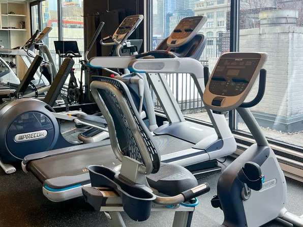 260 West Broadway image 27 of 27