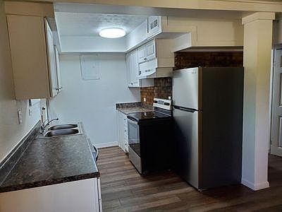 3rd image of 618 Kinzel Ave #618