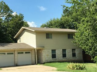 6900 Creighton Ln, Austin, TX 78723