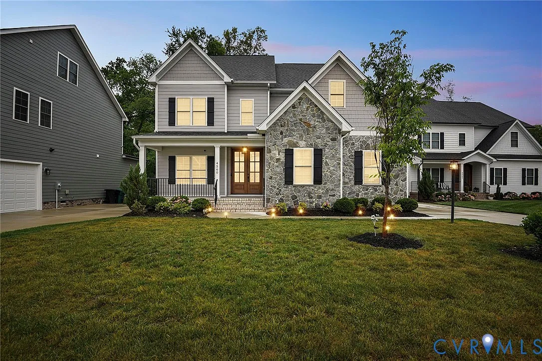 6 bed, 4.0 bath, 4385 sqft, $5,200 — Photo 1