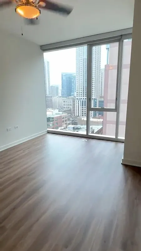 1 bed, 1.0 bath, 870 sqft, $2,975 — Photo 4