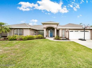 1376 Coventry Cir, Melbourne, FL 32904