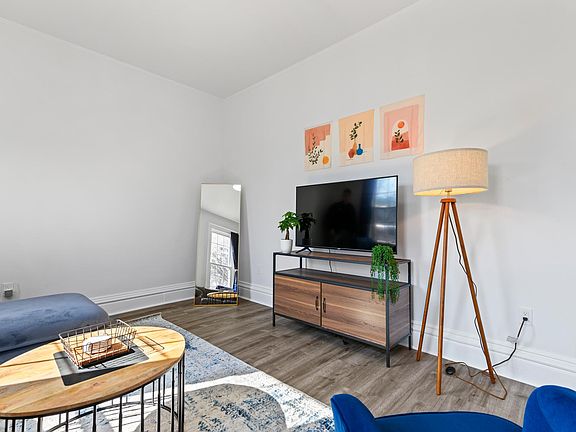 2nd image of 656 Orange St #1