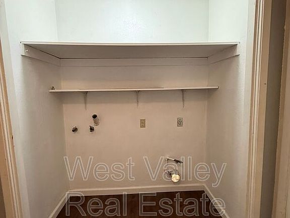 5th image of 203 Ash St #C