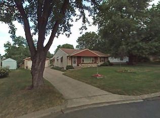 3004 Rankin Rd, Saint Anthony, MN 55418