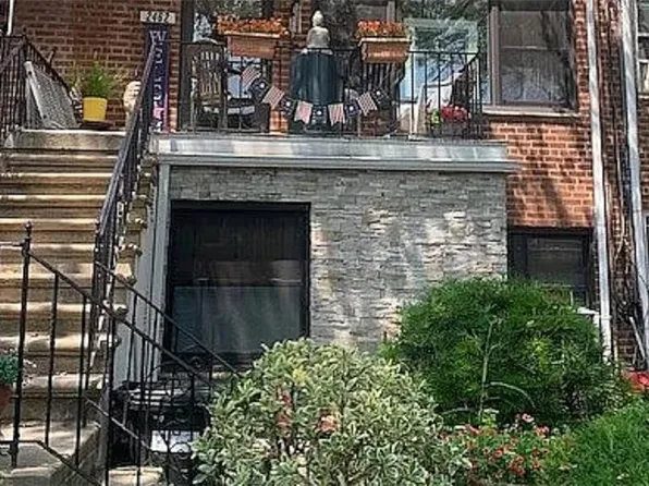 2462 Bragg St, Brooklyn, NY 11235