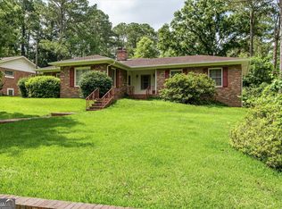 214 W Sunset Dr, Washington, GA 30673