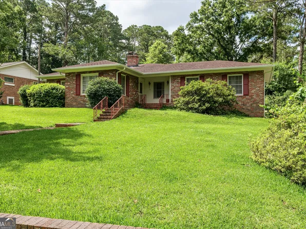 214 W Sunset Dr, Washington, GA 30673