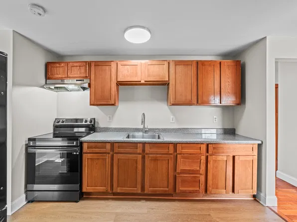 70 Westville St APT 3, Dorchester Center, MA 02124