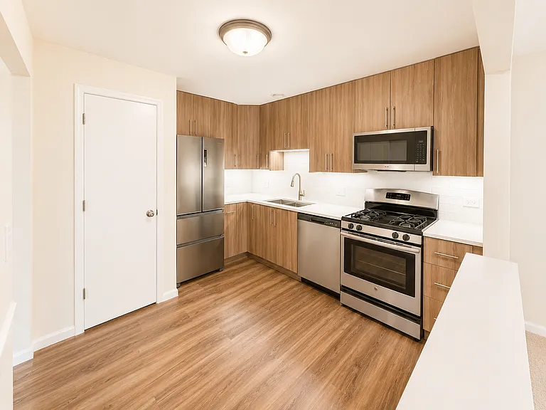 2400 Mallow Ct #Z1 — Photo 6