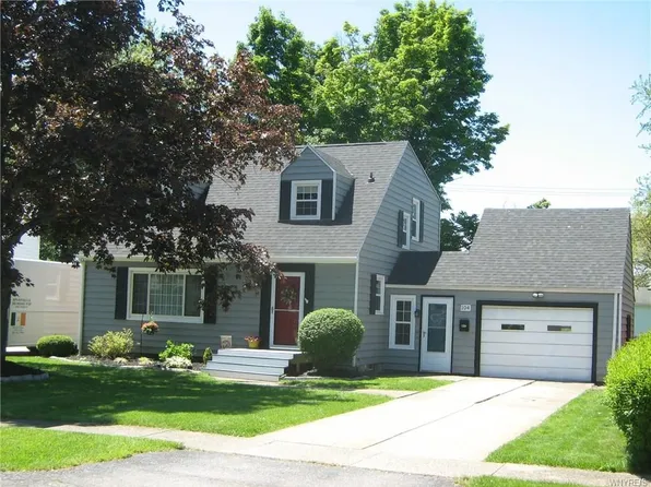 104 Emerald Dr, Buffalo, NY 14224