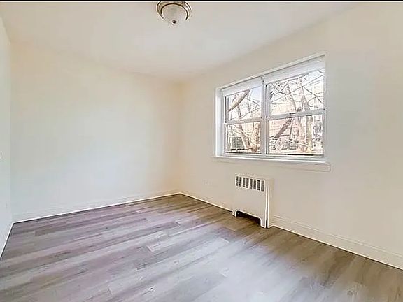 4th image of 440 Howard Ave #B1