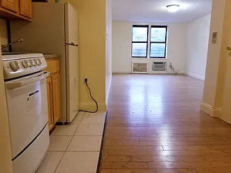 Rented by Dorit Avidar, LREB