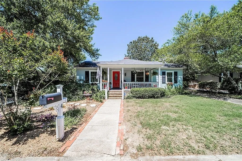3 bed, 1614 sqft, $1,300 — Photo 2