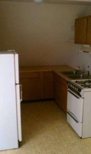 2nd image of 64 Summit St APT 3