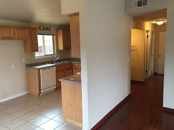 3rd image of 6241 La Cienega Dr