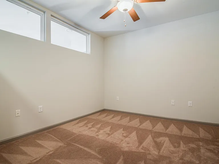Marvel Apartments — Photo 34