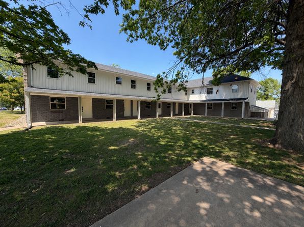 106 E Sycamore St #G