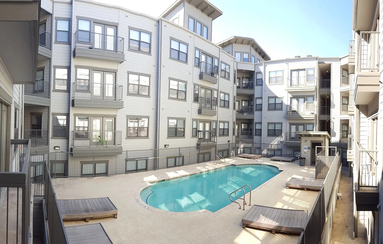 Texan Shoal Creek — Photo 3