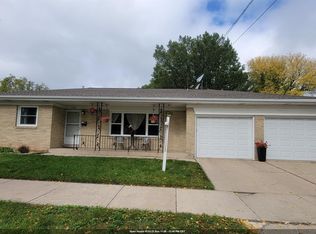 728 S Baird St, Green Bay, WI 54301