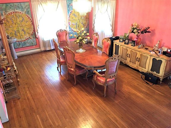 3rd image of 3834 Neptune Ave