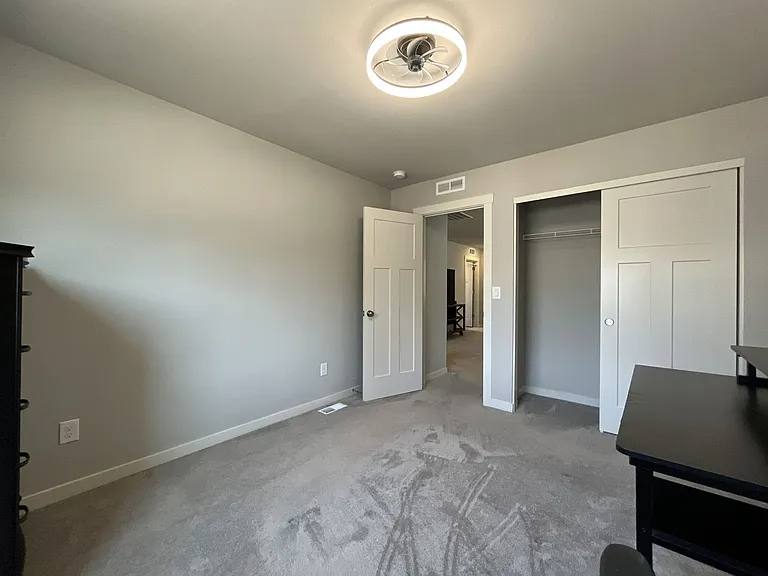 7033 SE Benedict St — Photo 39