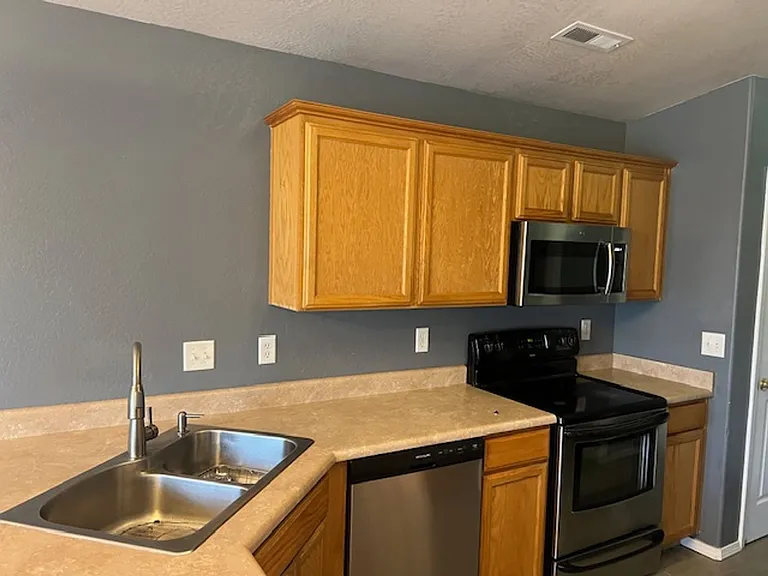 1777 Key Dr — Photo 3