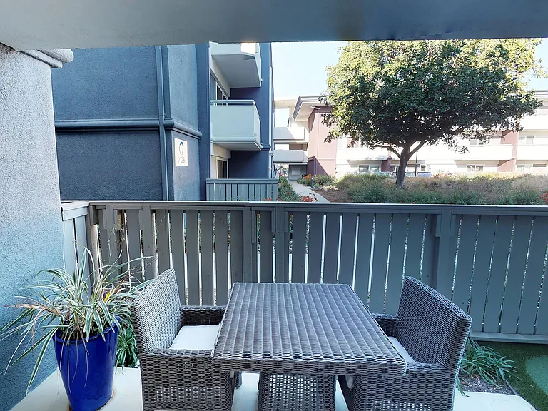 Eight 80 Newport Beach — Photo 38