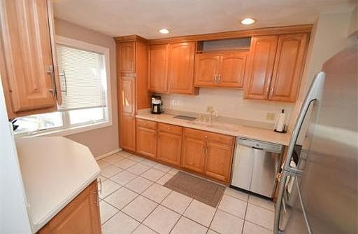 4th image of 1703 Lewis O Gray Dr