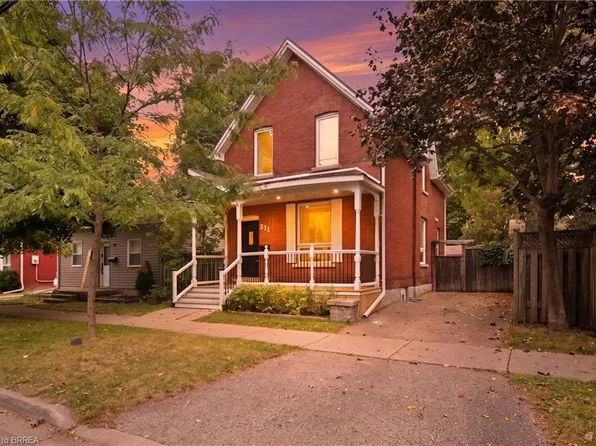 271 Park Ave, Brantford, ON N3S 5K8