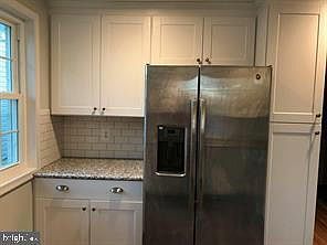 5th image of 1627 Quarter Ave