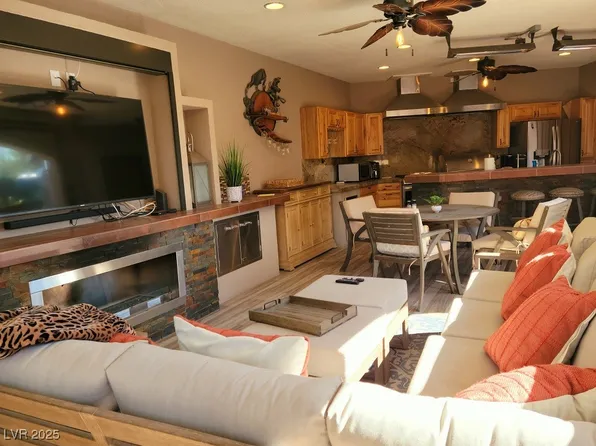 8175 Arville St #104, Las Vegas, NV 89139