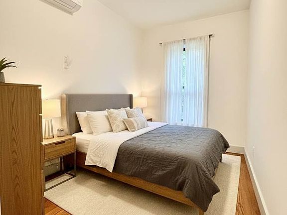 2nd image of 1351 Hancock St APT 1R