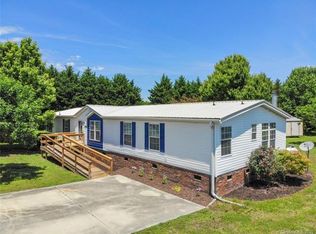 6790 Holly Hawk Ct, Cherryville, NC 28021