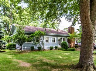 101 Palm Dr, Greenville, OH 45331