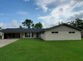922 Jefferson Dr, Lake Charles, LA 70605