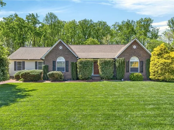 176 Foy Ln, Statesville, NC 28625