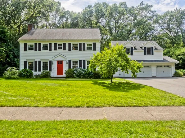 60 Cheshire Dr, Longmeadow, MA 01106