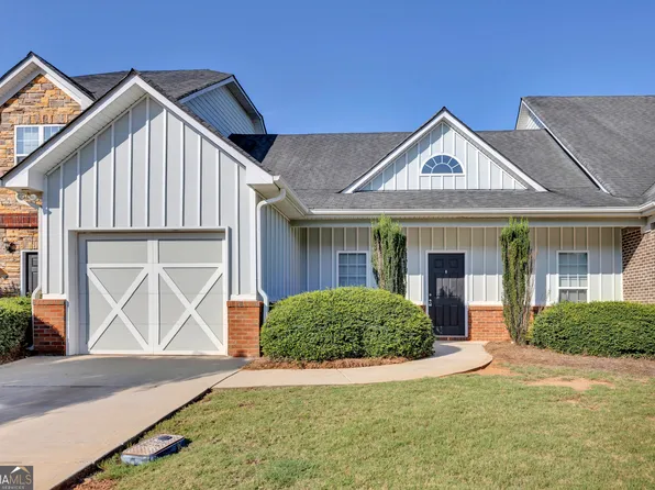 156 Colony Park Ln, Locust Grove, GA 30248