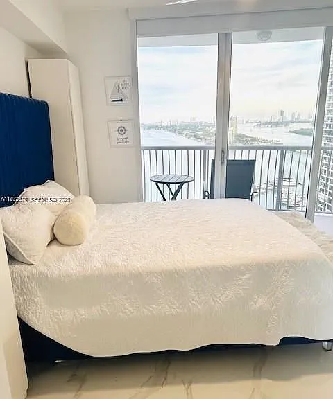 1750 N Bayshore Dr #2302 — Photo 8