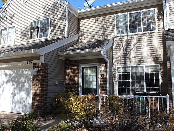 2nd image of 6855 Woodland Ave Unit 407
