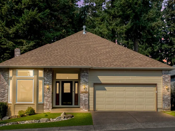 3200 SE Baypoint Dr, Vancouver, WA 98683