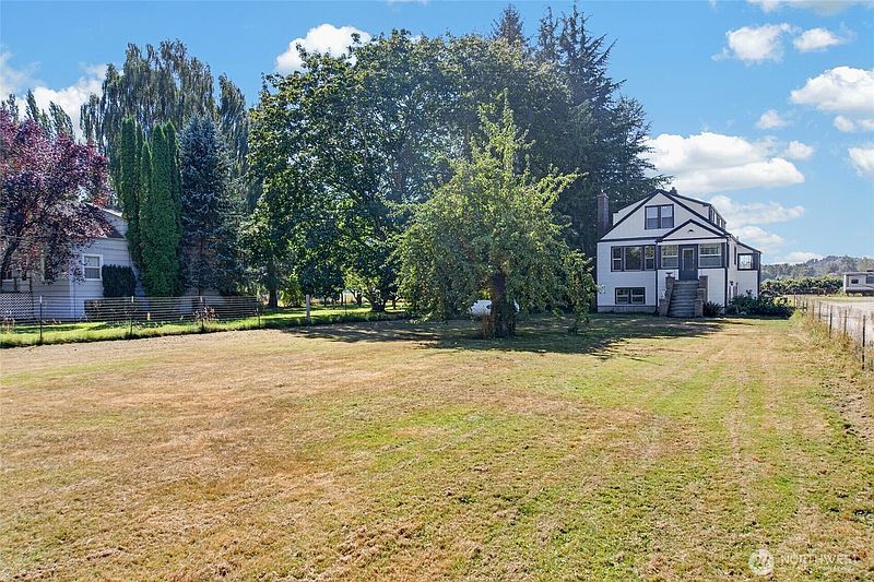 3rd image of 11174 Sterling Road
