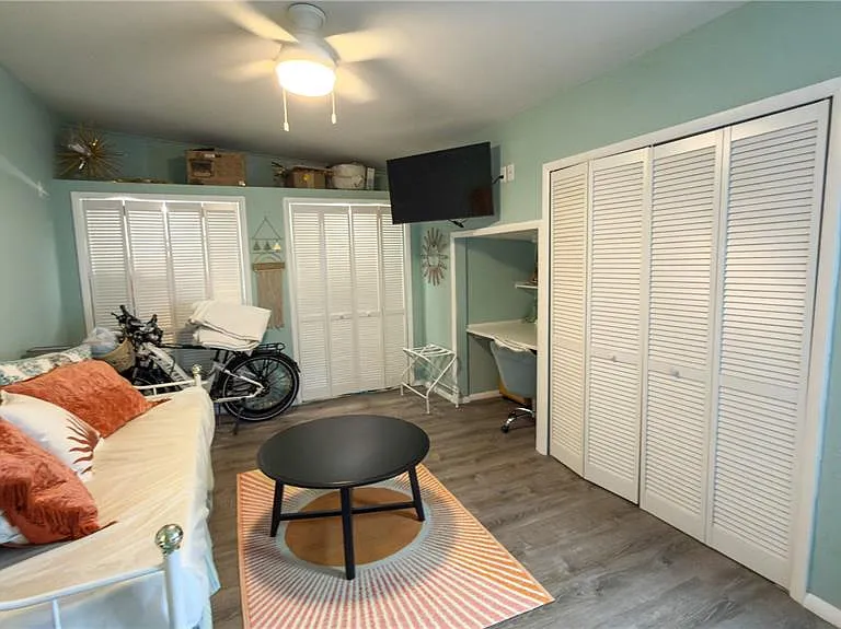 2215 Alvarado Ln — Photo 21