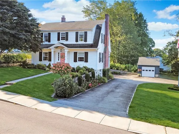 41 Cross St, Westerly, RI 02891