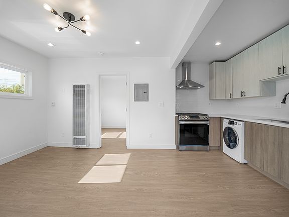 3rd image of 1125 Lodi Pl