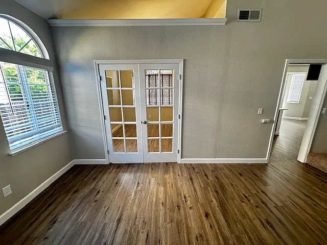 625 Roscommon Pl — Photo 13